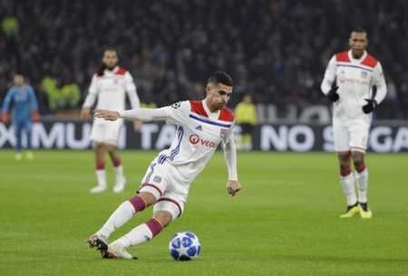 以及卡塔尔 以及卡塔尔